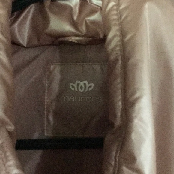 Vest - Picture 2 of 5